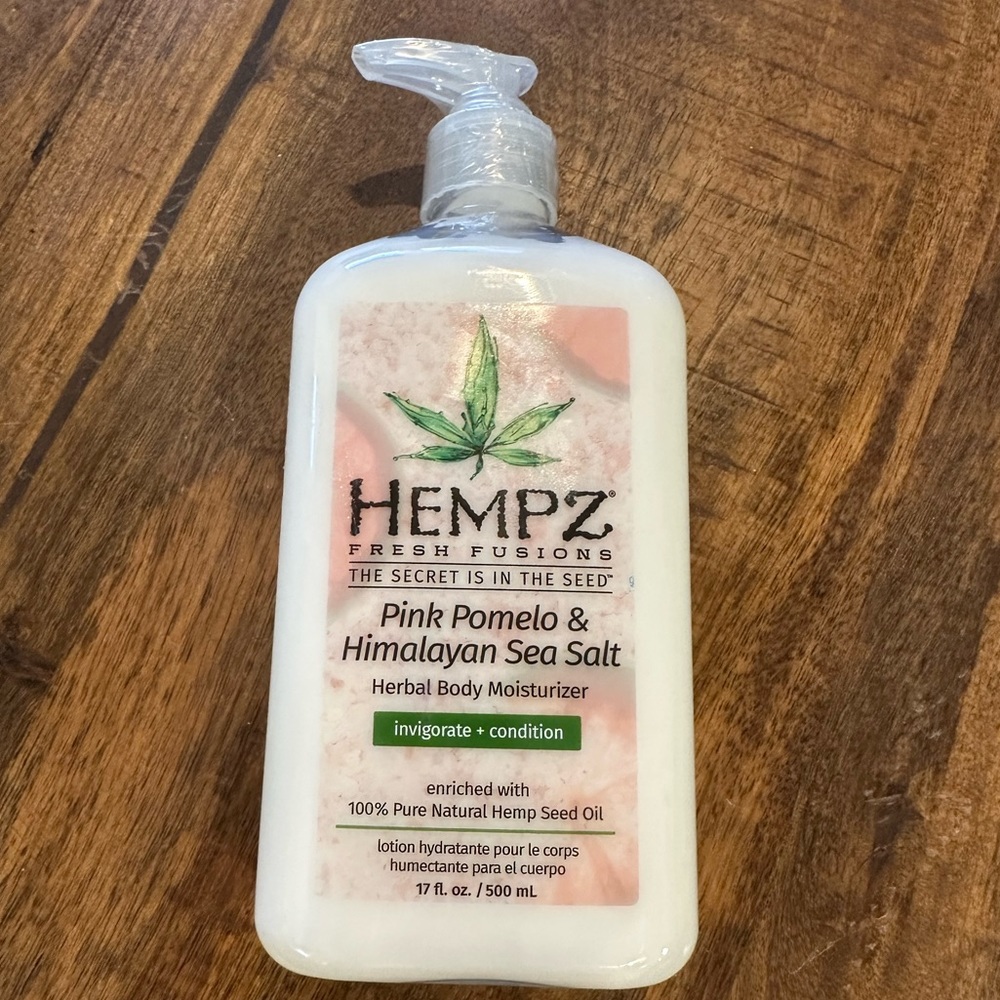 HEMPZ HERBAL BODY MOISTURIZER 17 fl oz *NEW PINK POMELO AND HIMALAYAN SEA SALT